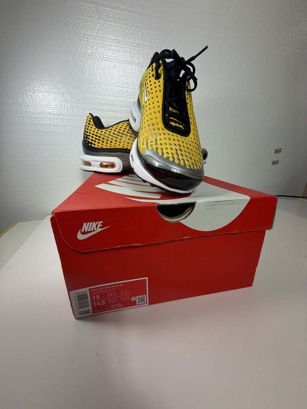 Nike Air Max Plus VII Varsity Maize Yellow/Black Sneakers HQ2197-700